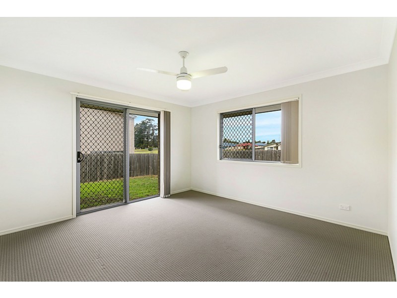 8 Sweeney Street, Kearneys Spring QLD 4350