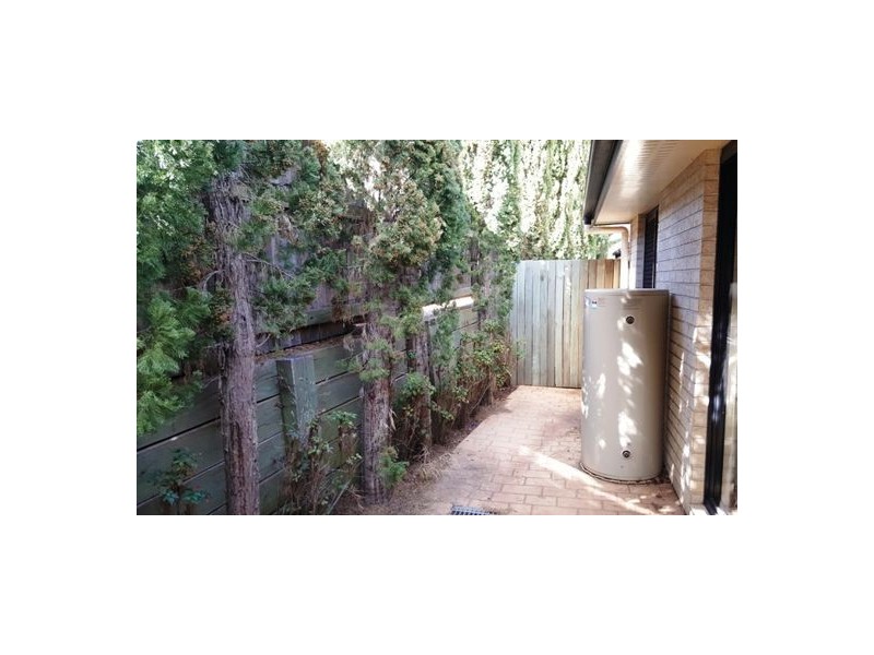 2/28 Pascoe Lane, Harlaxton QLD 4350