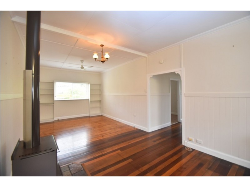 33 McIntyre Street, Centenary Heights QLD 4350