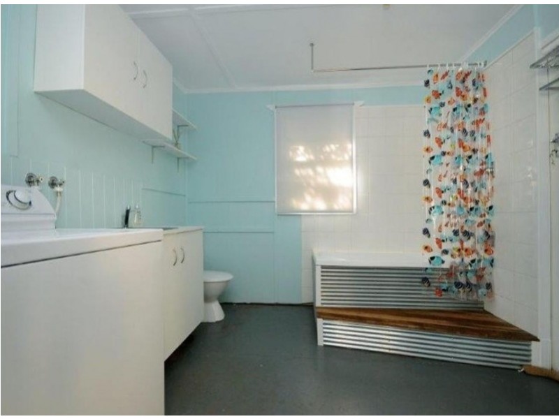 33 McIntyre Street, Centenary Heights QLD 4350