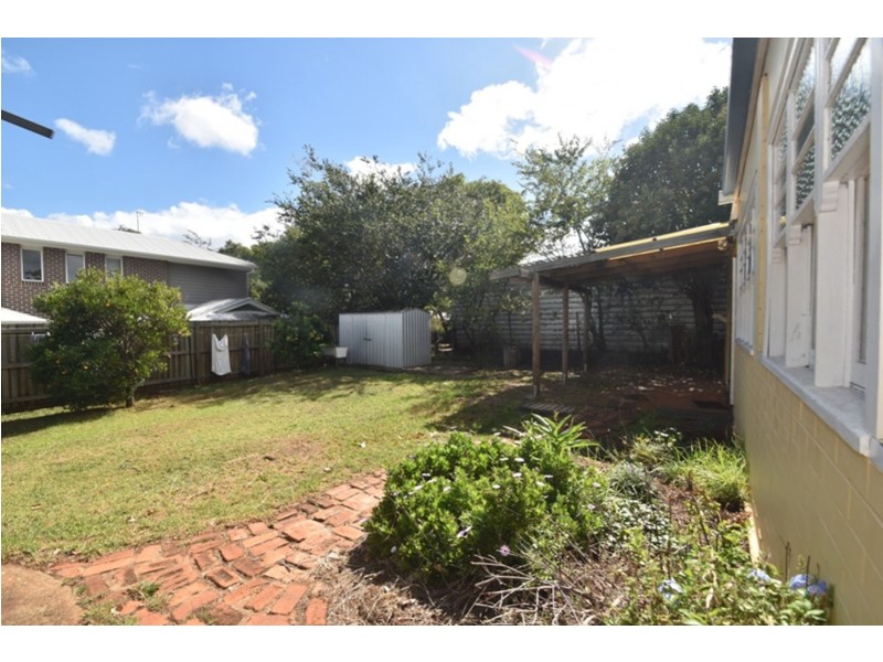 33 McIntyre Street, Centenary Heights QLD 4350