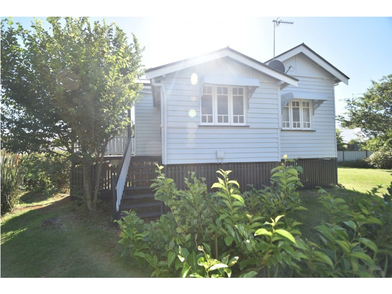 3 Horton Street, East Toowoomba QLD 4350