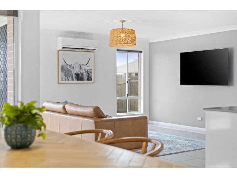 17 Kennard Street, Westbrook QLD 4350