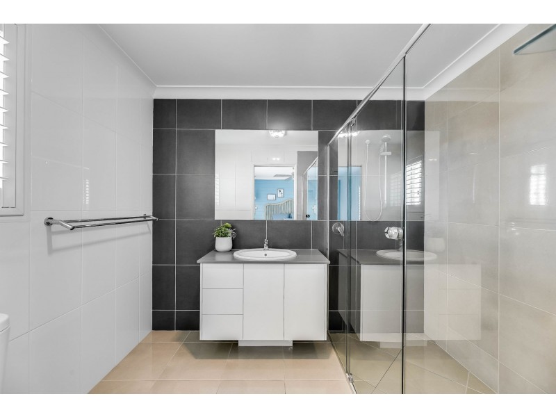 17 Kennard Street, Westbrook QLD 4350