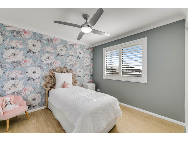 17 Kennard Street, Westbrook QLD 4350