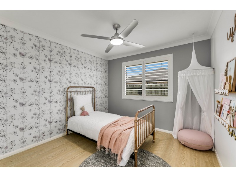 17 Kennard Street, Westbrook QLD 4350