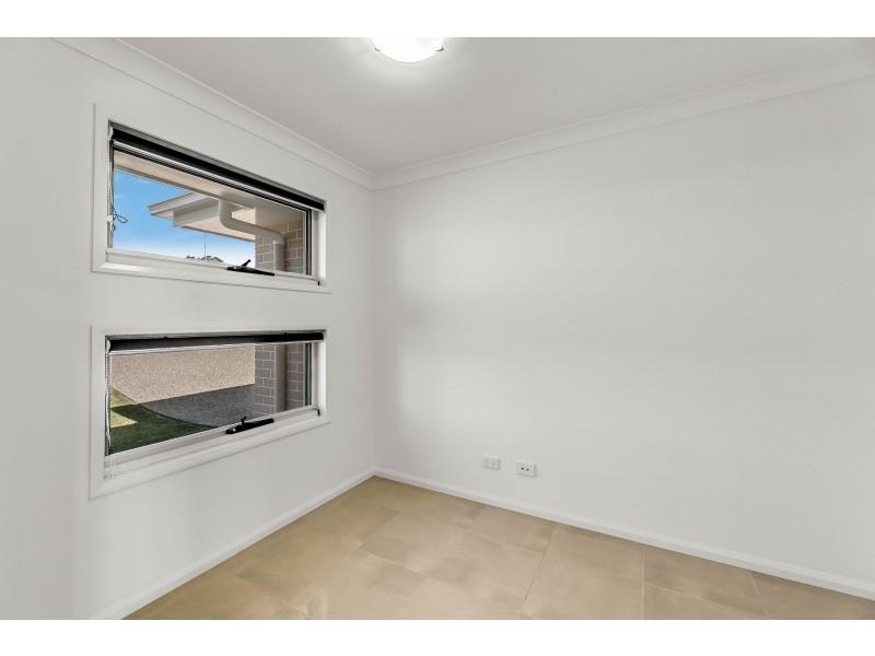 17 Kennard Street, Westbrook QLD 4350