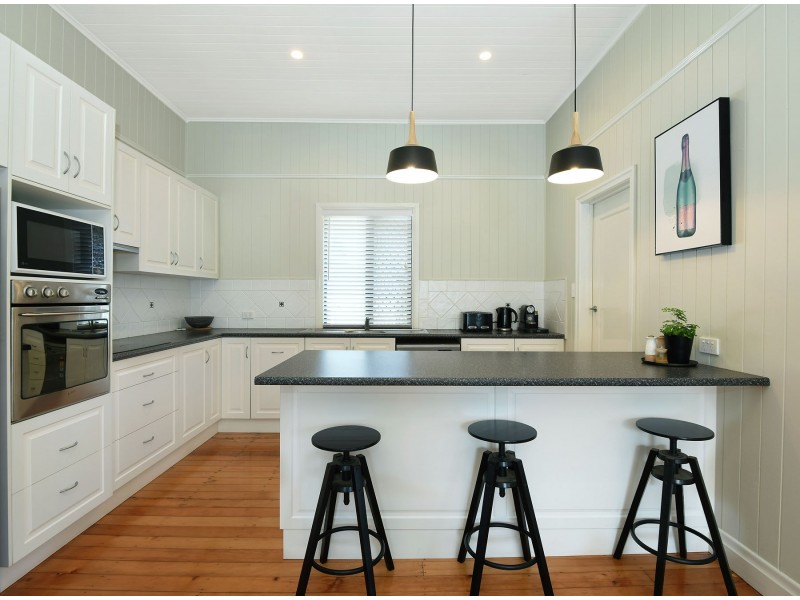 19 Venture Street, North Toowoomba QLD 4350