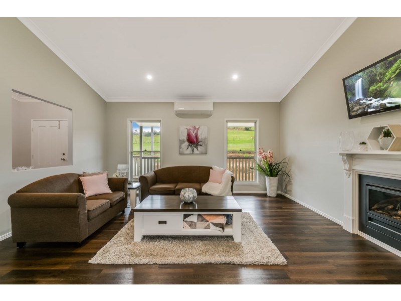 102 Preston Road, Whichello QLD 4352