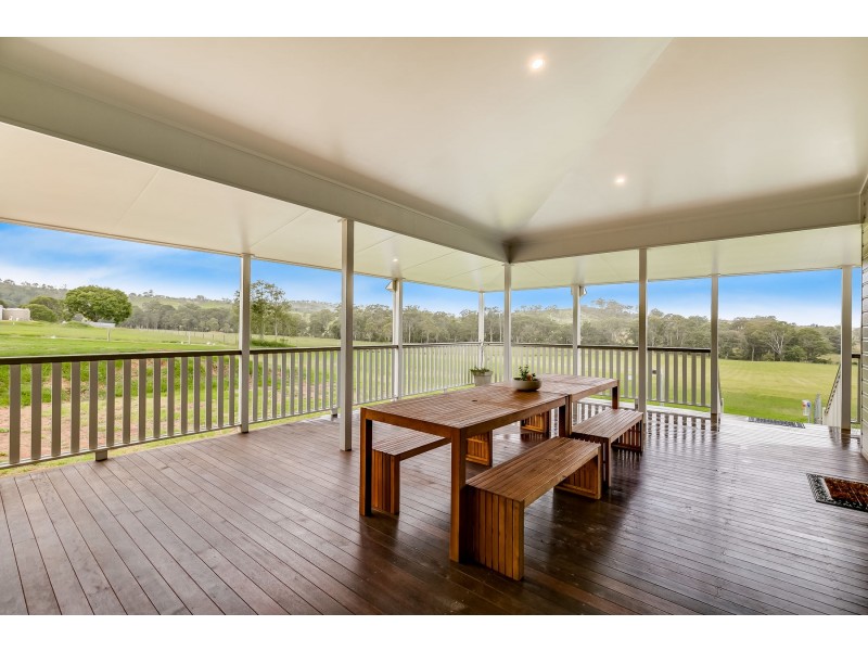 102 Preston Road, Whichello QLD 4352