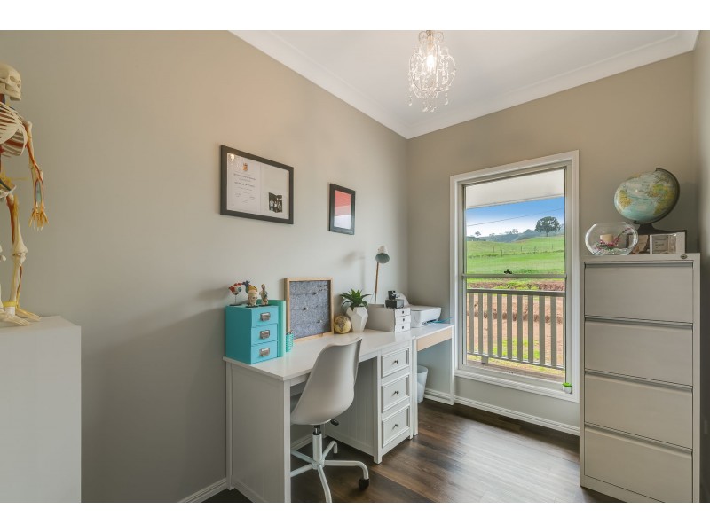 102 Preston Road, Whichello QLD 4352