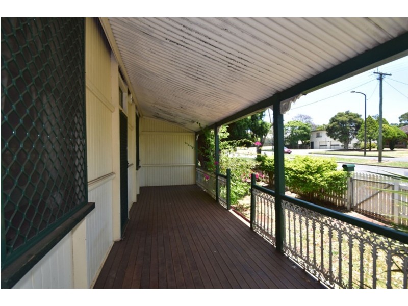 270 James Street, Harristown QLD 4350
