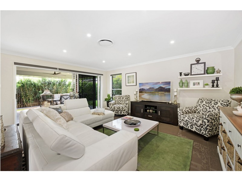 22 Tarlington Street, Middle Ridge QLD 4350