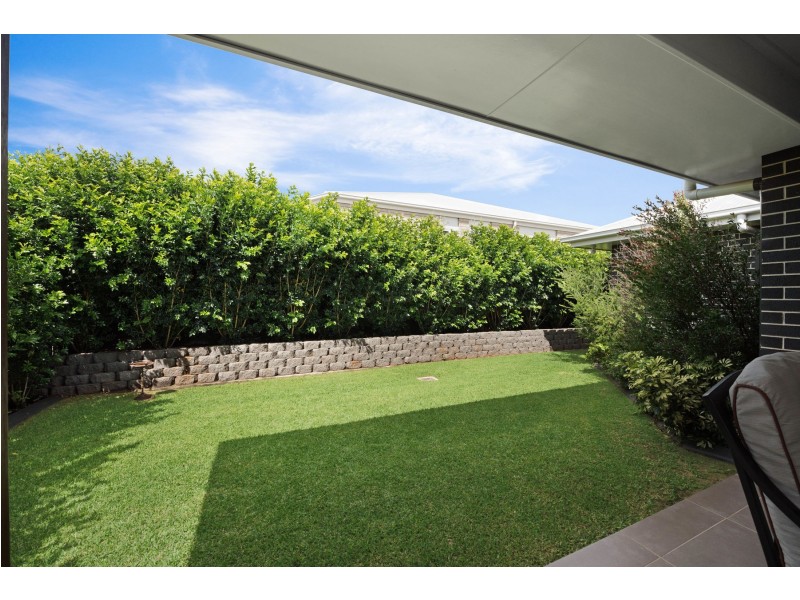 22 Tarlington Street, Middle Ridge QLD 4350