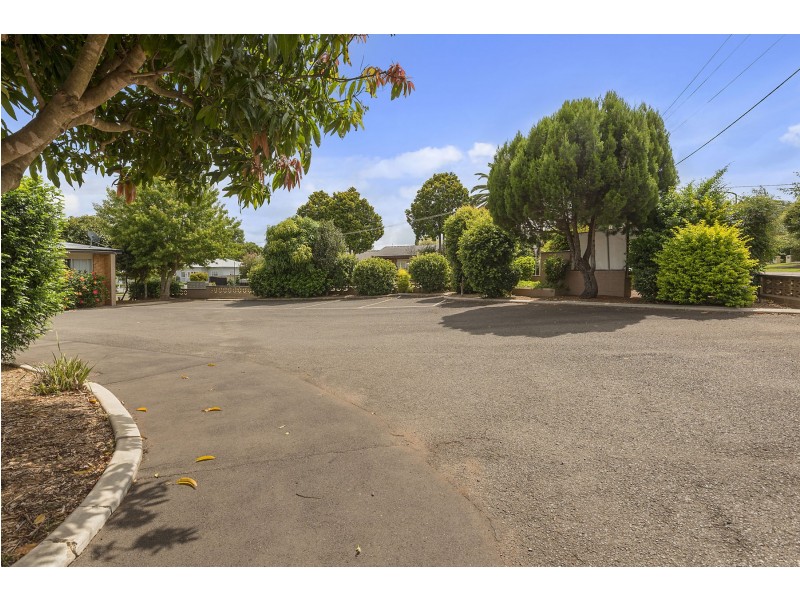 2 Long Street, Rangeville QLD 4350