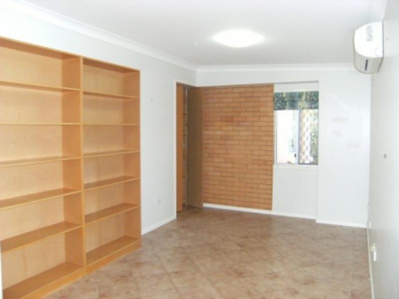 55 Martini Street, Mount Lofty QLD 4350