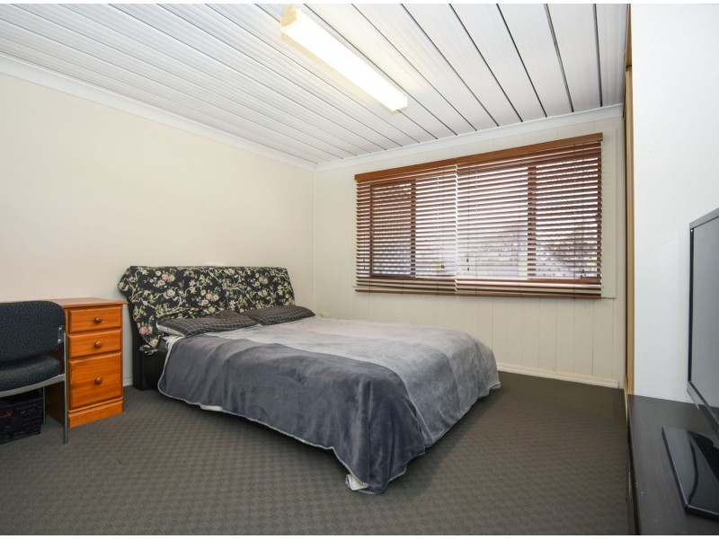 5 Kookaburra Court, Glenvale QLD 4350