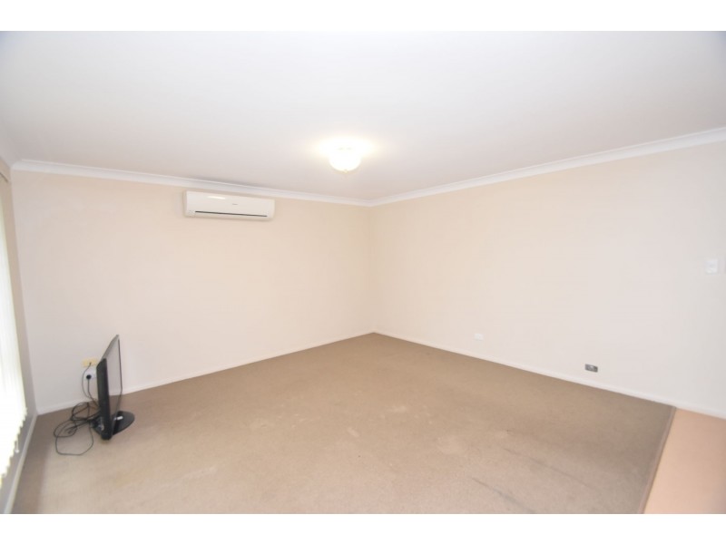 3 Bernborough Court, Glenvale QLD 4350
