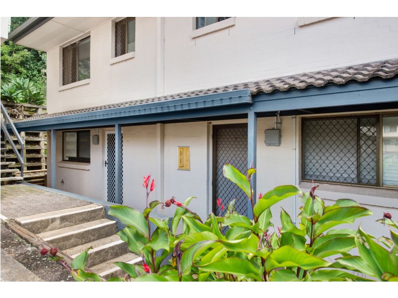 8/2 Benjamin Street, Mount Lofty QLD 4350