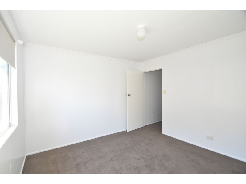 19 Coates  Street, Centenary Heights QLD 4350