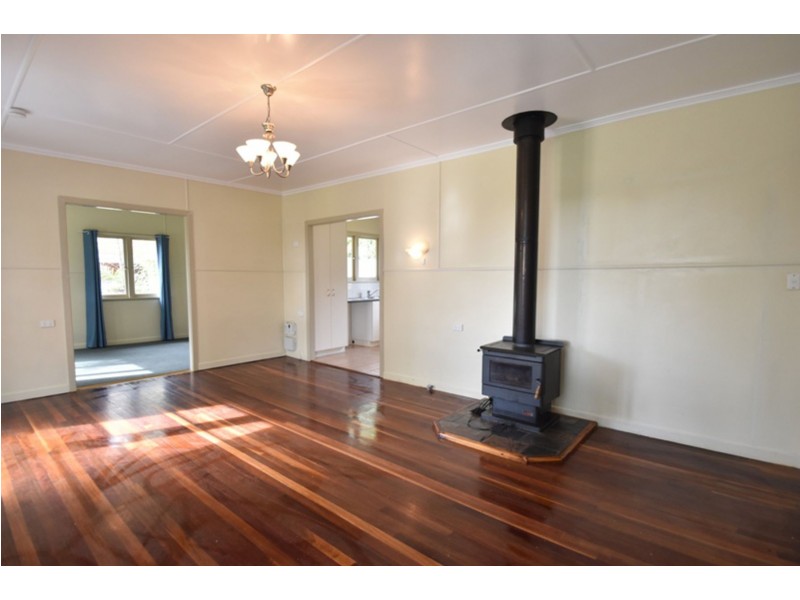 4 Perry Street, Harlaxton QLD 4350