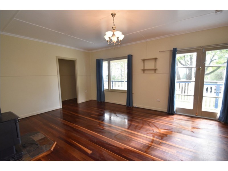 4 Perry Street, Harlaxton QLD 4350