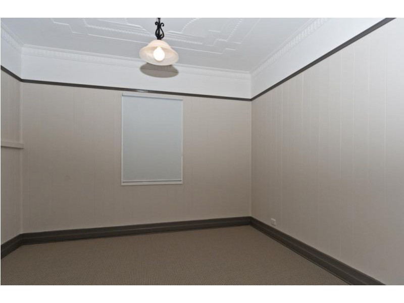 9 Kirk Street, Toowoomba City QLD 4350