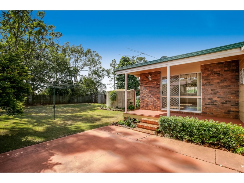 9 Glennie Street, Drayton QLD 4350
