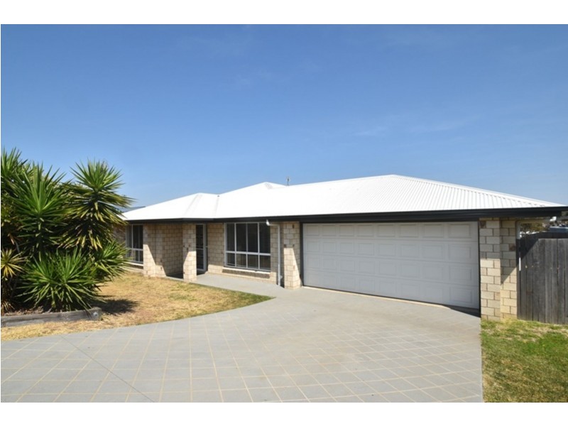 48 Wareena Crescent, Glenvale QLD 4350