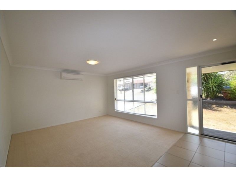 48 Wareena Crescent, Glenvale QLD 4350
