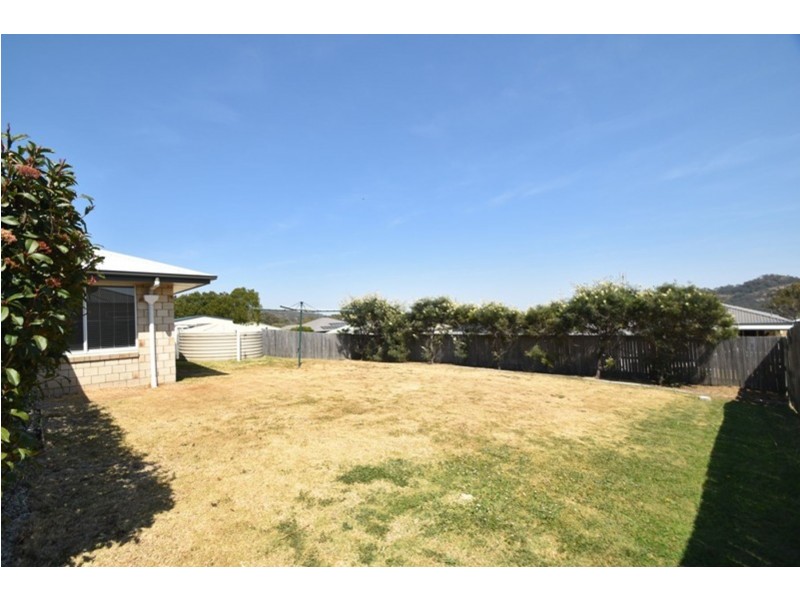 48 Wareena Crescent, Glenvale QLD 4350