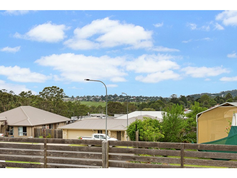 4 Latham Court, Wilsonton QLD 4350