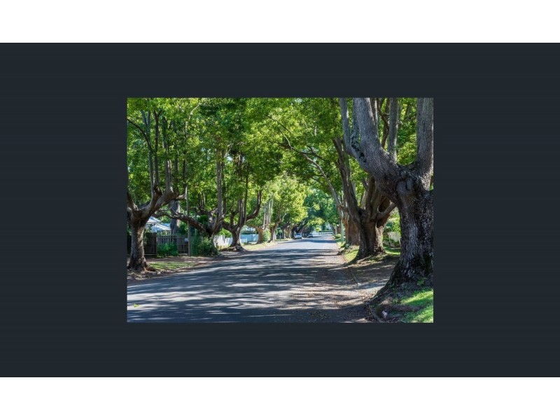 10 Moloney Street, North Toowoomba QLD 4350