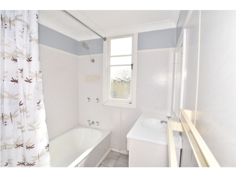 5 Boland  Street, North Toowoomba QLD 4350