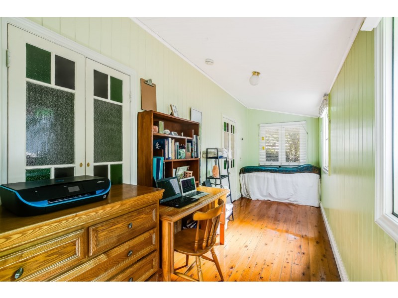 16 Gentle Street, North Toowoomba QLD 4350