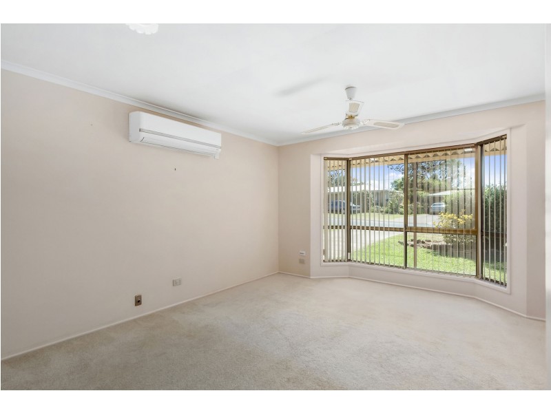 32 Riethmuller Street, Kearneys Spring QLD 4350