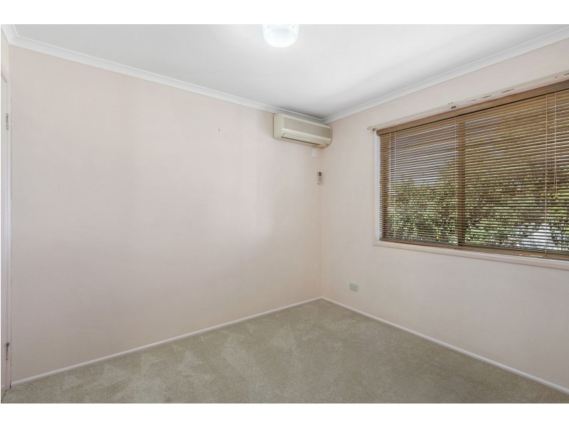 32 Riethmuller Street, Kearneys Spring QLD 4350