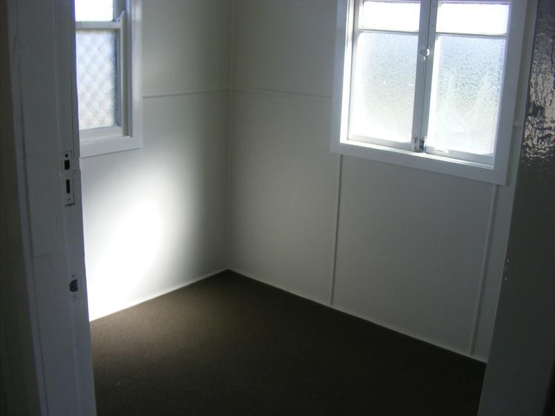 1 Mcwaters Street, North Toowoomba QLD 4350