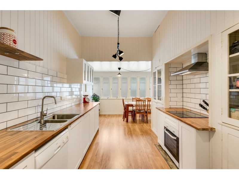 97 Ruthven Street, Harlaxton QLD 4350