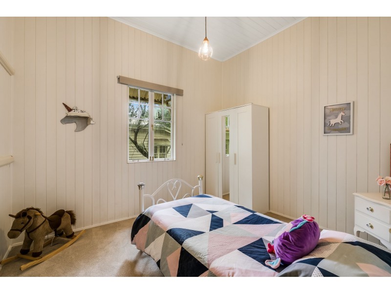 97 Ruthven Street, Harlaxton QLD 4350