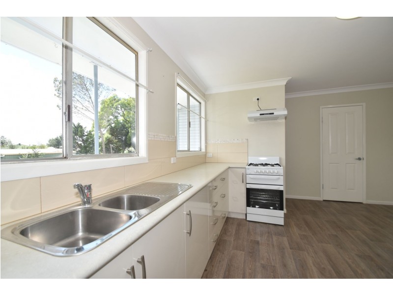29 Wallace Street, Newtown QLD 4350