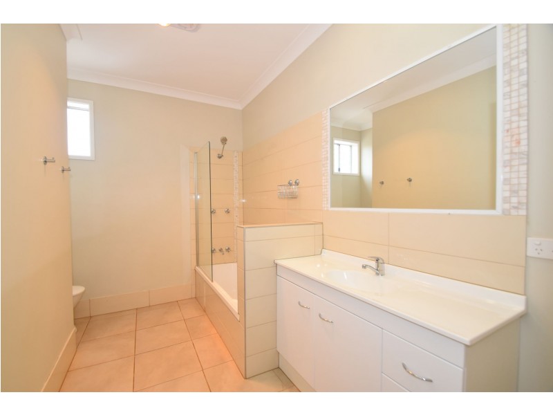 29 Wallace Street, Newtown QLD 4350