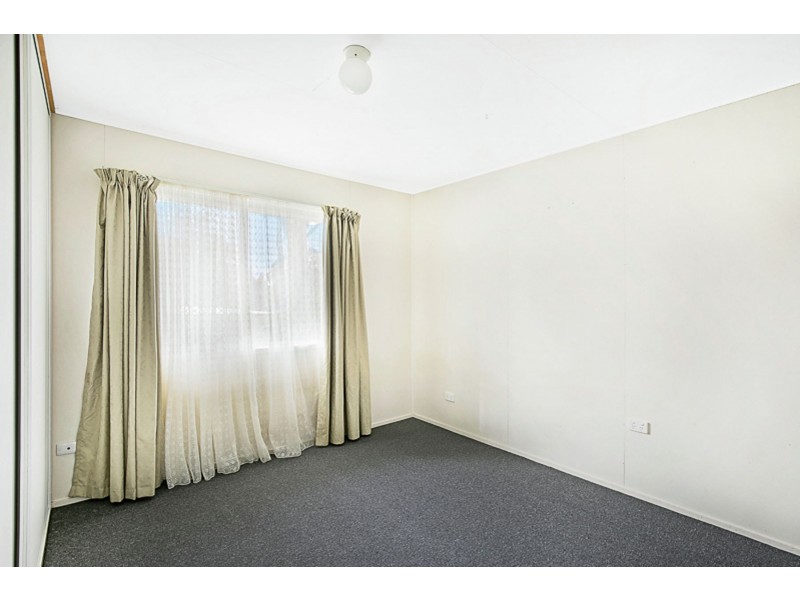 18 Festival Street, Rockville QLD 4350