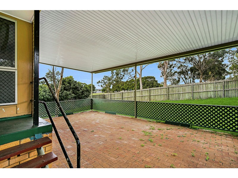 18 Festival Street, Rockville QLD 4350