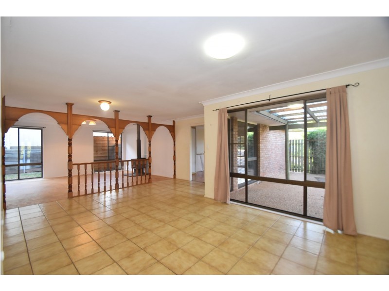 29 Amanda Drive, Centenary Heights QLD 4350