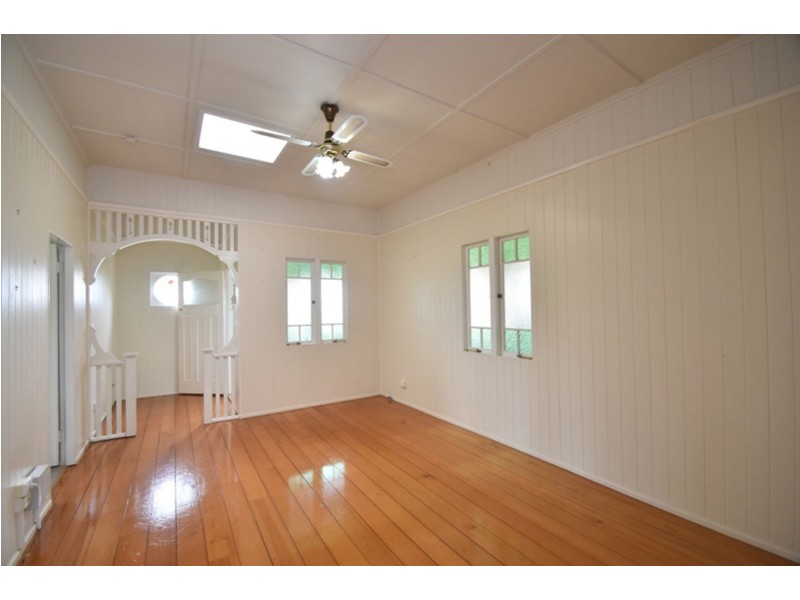 85a Bridge Street, Mount Lofty QLD 4350