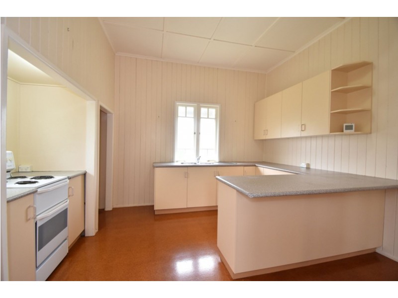 85a Bridge Street, Mount Lofty QLD 4350