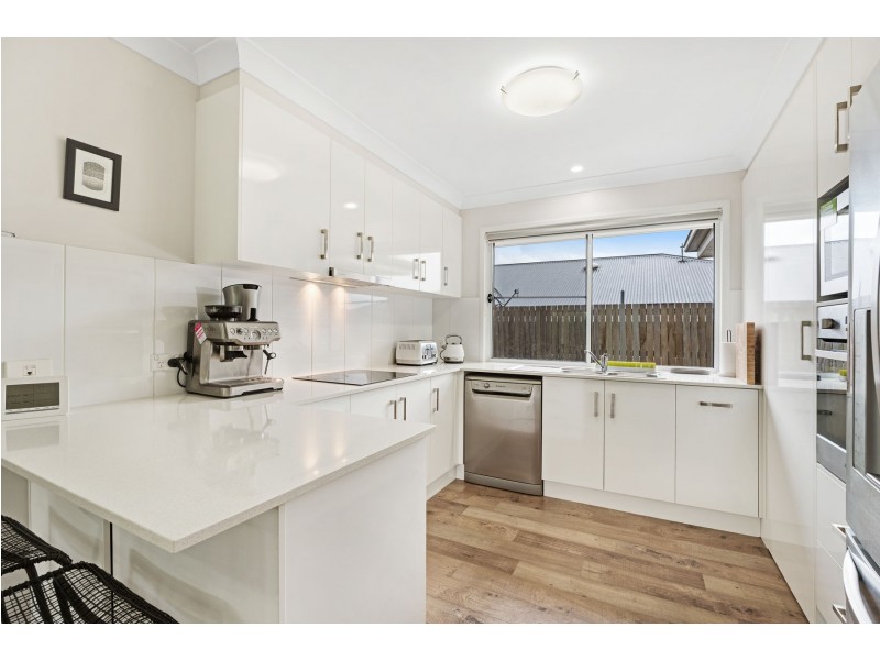 66 Edwin Street, Westbrook QLD 4350