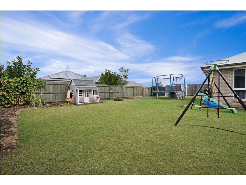 66 Edwin Street, Westbrook QLD 4350