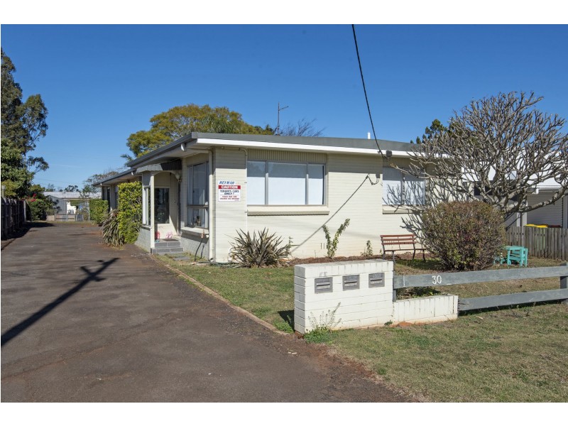 3/30 Wilma Street, Centenary Heights QLD 4350